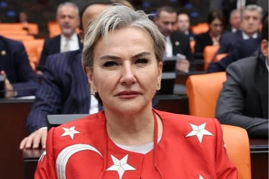 İstanbul Depreminde İletişim Krizi TBMM'de
