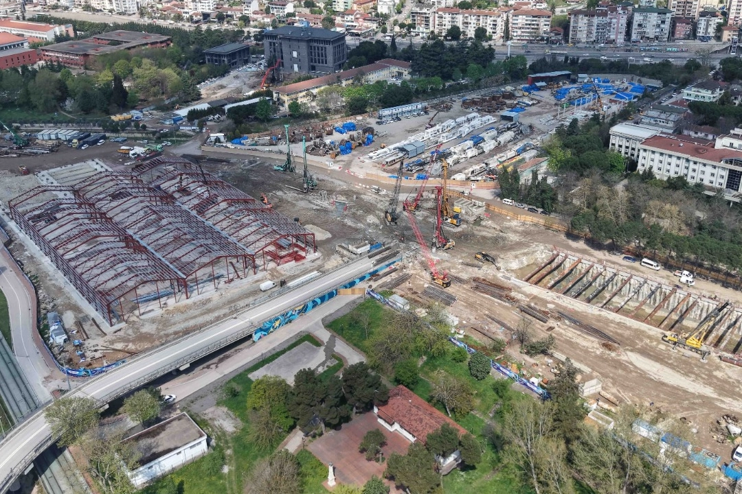 Körfezray Metrosu: İnşaat Hızla Devam Ediyor
